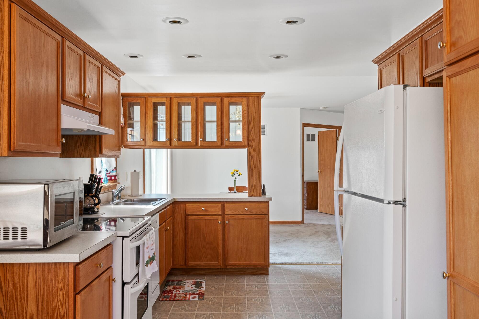 5915 Mullett Burt Road Cheboygan, MI 49721 - Photo 8 of 33 Gallery Image 8