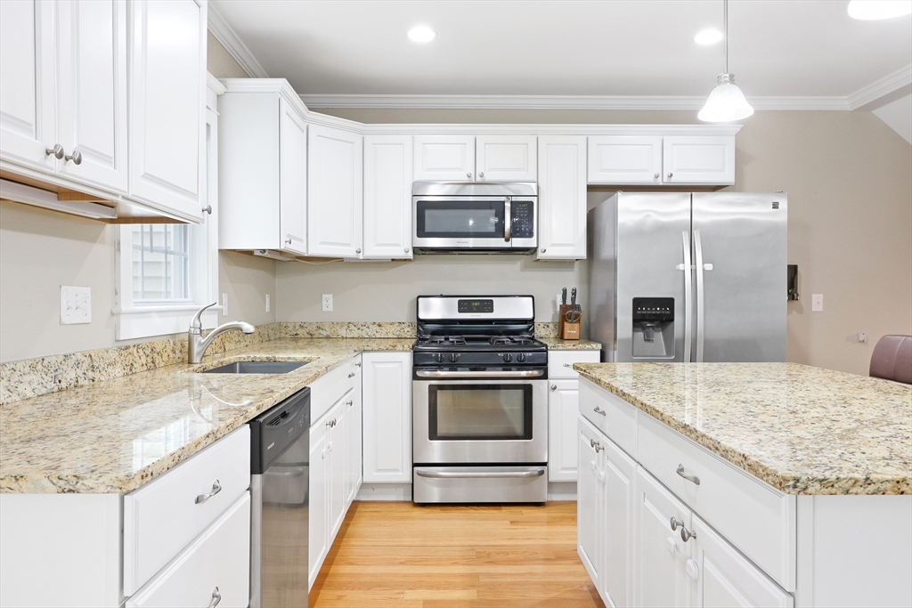 103 Turtle Brook Road, Unit 103 Canton, MA 02021 - Photo 8 of 20 Gallery Image 8