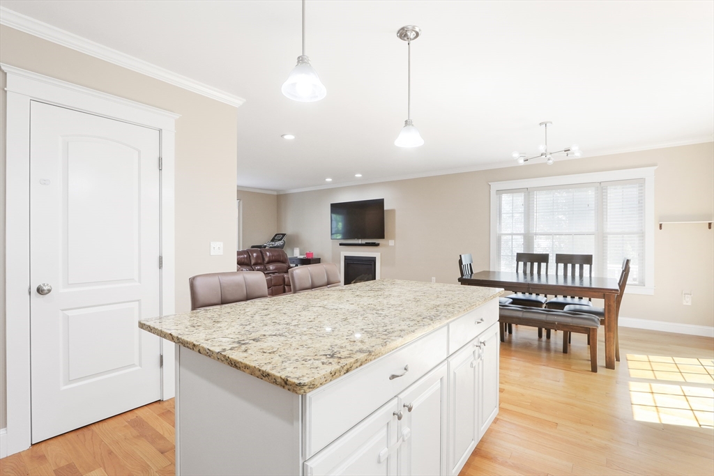 103 Turtle Brook Road, Unit 103 Canton, MA 02021 - Photo 9 of 20 Gallery Image 9