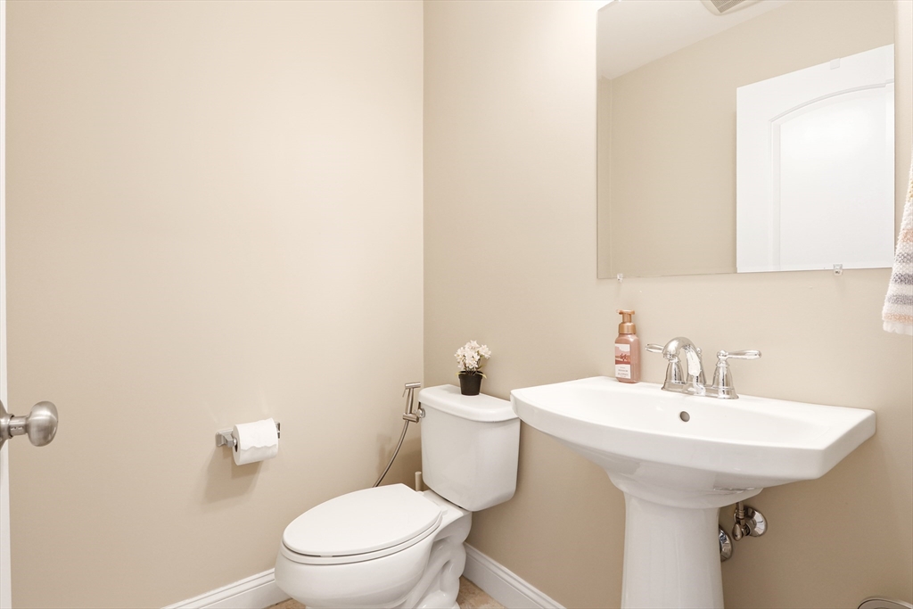 103 Turtle Brook Road, Unit 103 Canton, MA 02021 - Photo 10 of 20 Gallery Image 10