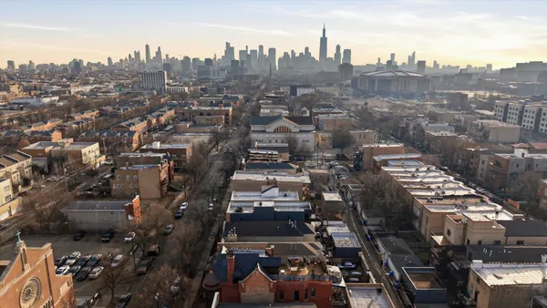 $390,000 | 2237 West Washington Boulevard, Unit 3, Chicago, IL 60612