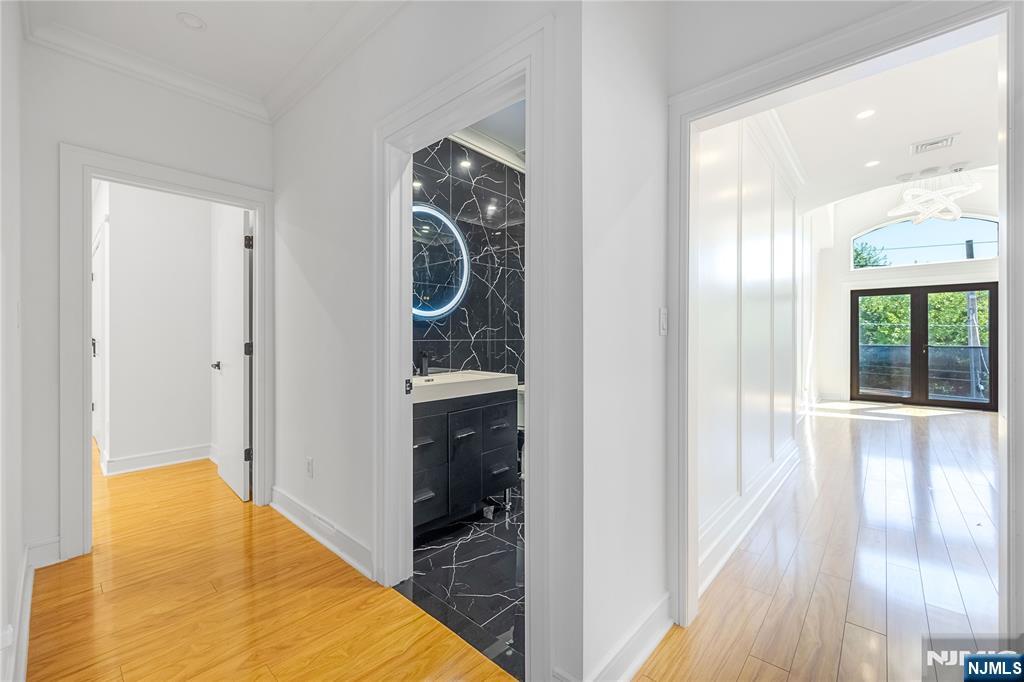 1080 River Road Edgewater, NJ 07020 - Photo 21 of 48