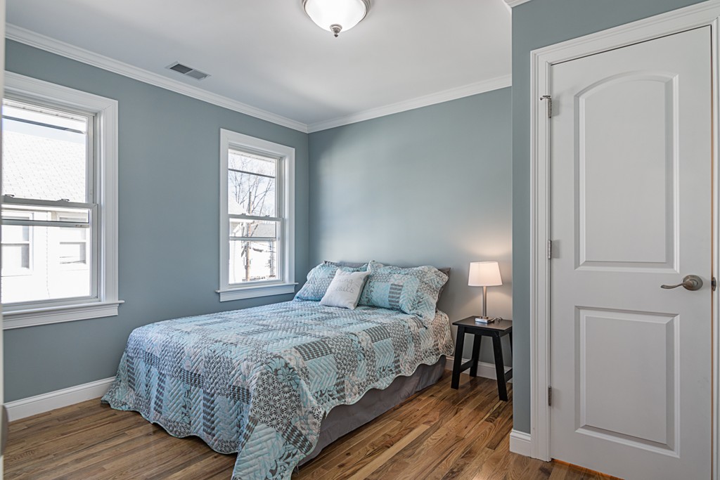 17-19 Osborne Road, Unit 19 Arlington, MA 02474 - Photo 13 of 21 Gallery Image 13