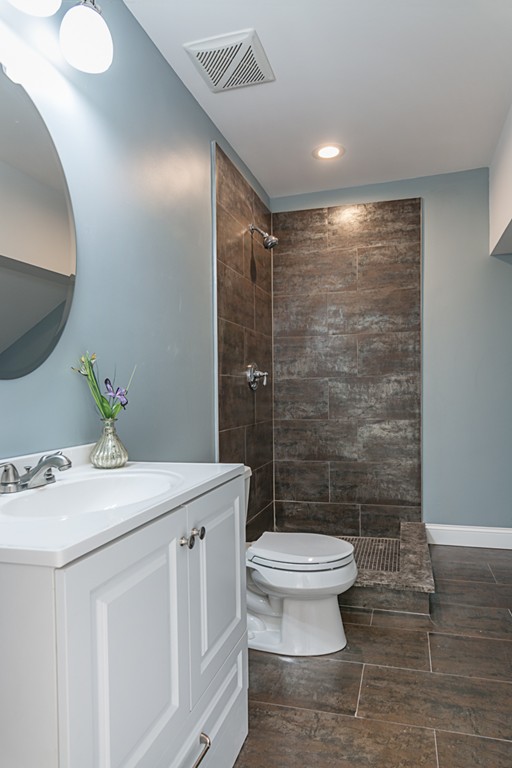 17-19 Osborne Road, Unit 19 Arlington, MA 02474 - Photo 19 of 21 Gallery Image 19