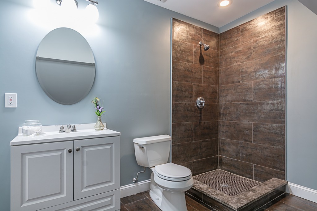 17-19 Osborne Road, Unit 19 Arlington, MA 02474 - Photo 20 of 21 Gallery Image 20