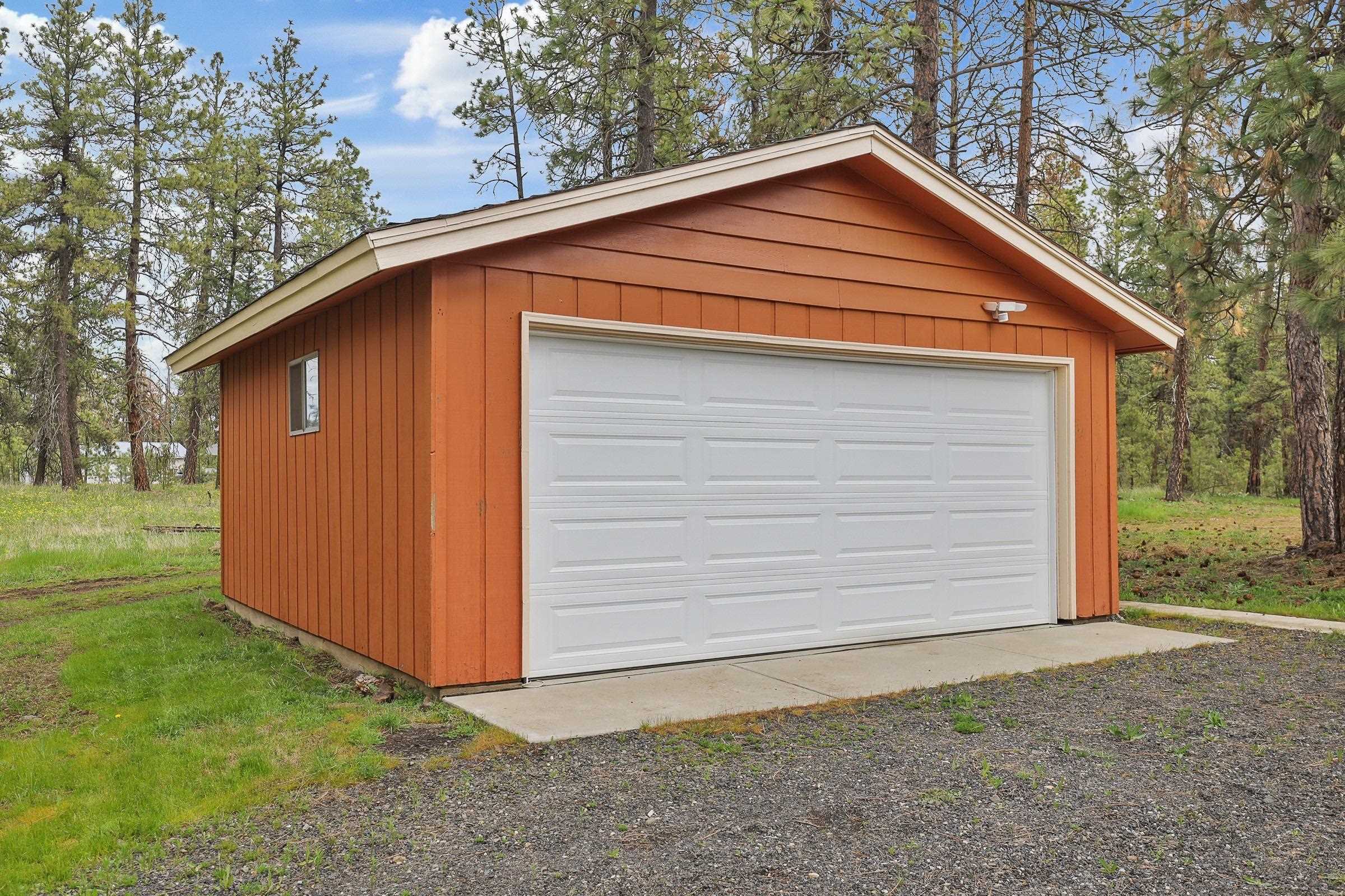 16423 South Maple Road Spokane, WA 99224 - Photo 9 of 36
