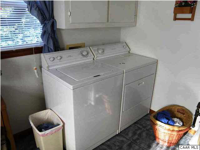 1141 John Tucker Road Aroda, VA 22709 - Photo 21 of 34 Laundry Room