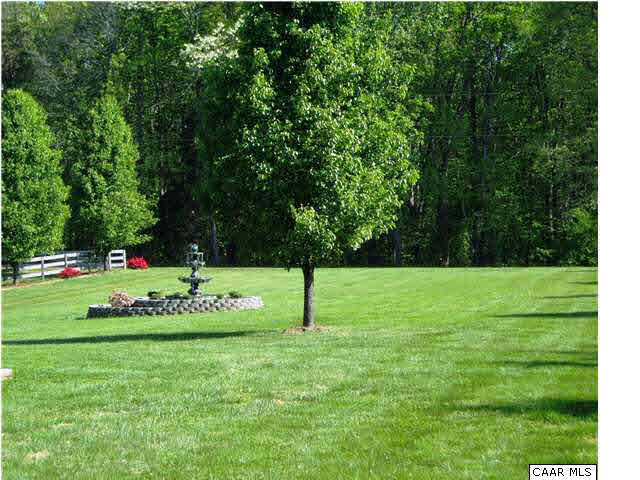 1141 John Tucker Road Aroda, VA 22709 - Photo 5 of 34 Large, Level Front Yard