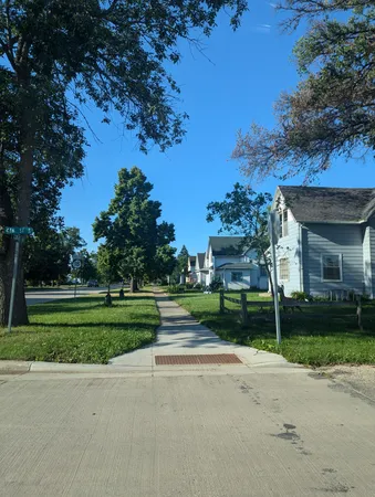 $54,000 | 412 Langer Avenue South, Casselton, ND 58012