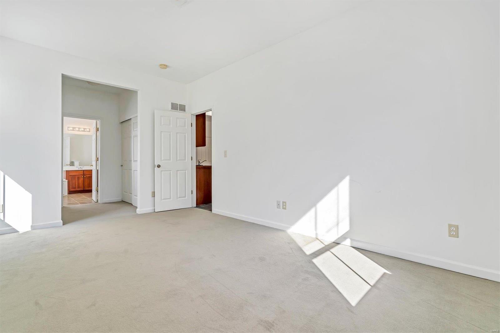2715 Rutger Street St. Louis, MO 63104 - Photo 13 of 27 Gallery Image 13