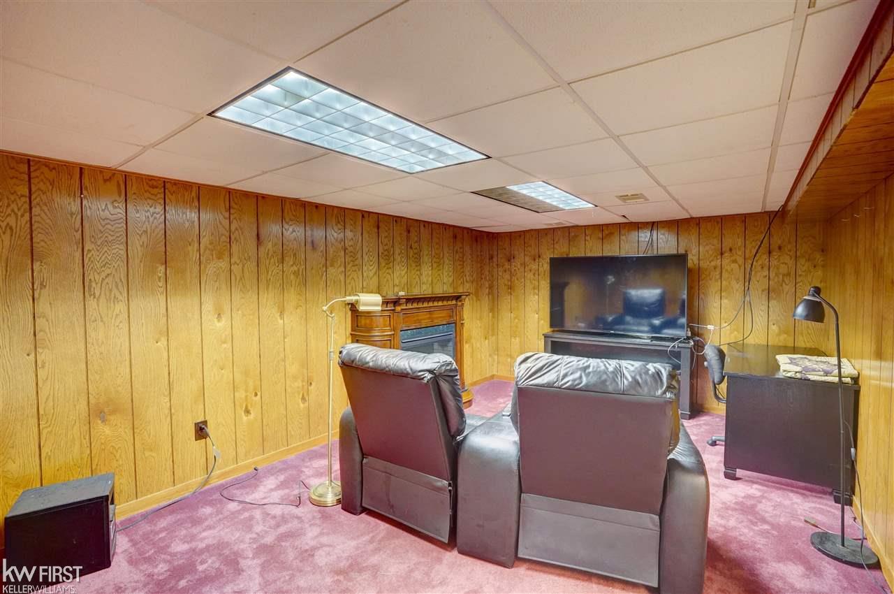 7184 North Center Road Mount Morris, MI 48458 - Photo 32 of 59 50077686-31.JPG