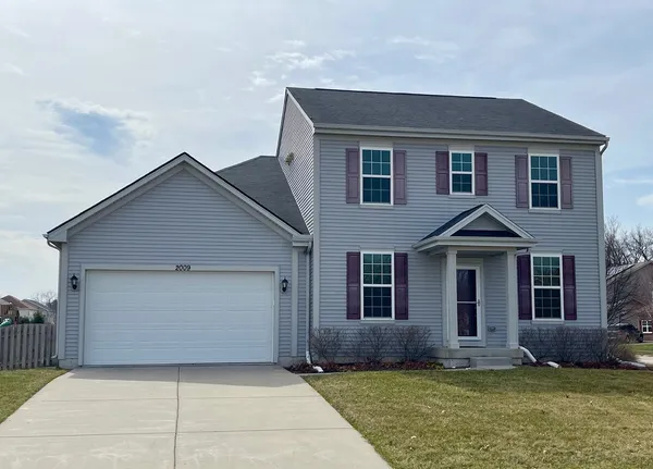 $455,000 | 2009 Mayfair Drive, Island Lake, IL 60042