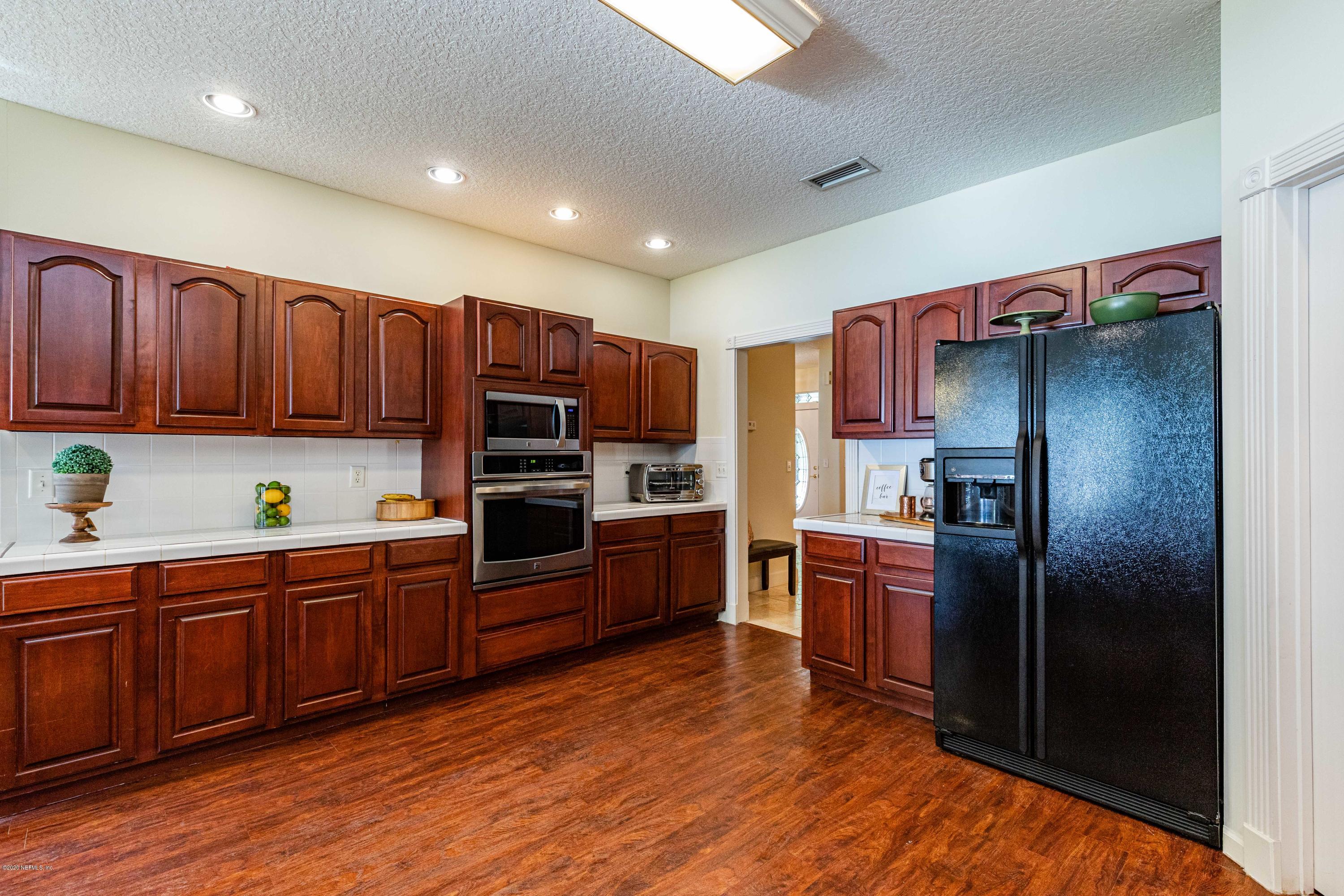 4753 Raggedy Point Road Fleming Island, FL 32003 - Photo 21 of 68 Kitchen View 4