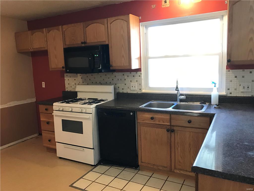 712 Wildview Lane Ballwin, MO 63021 - Photo 11 of 31 Gallery Image 11
