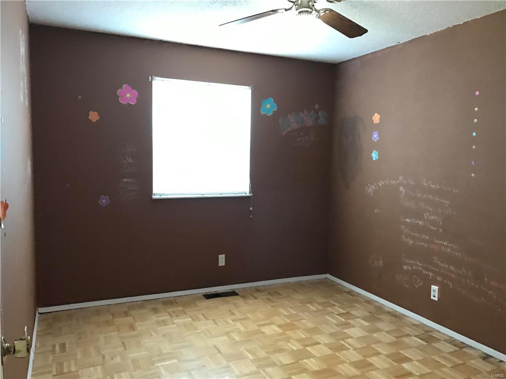 712 Wildview Lane Ballwin, MO 63021 - Photo 18 of 31 Gallery Image 18