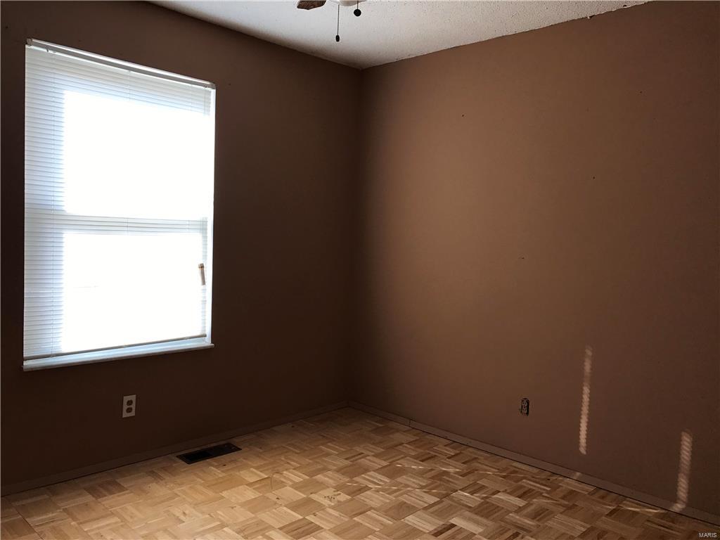 712 Wildview Lane Ballwin, MO 63021 - Photo 20 of 31 Gallery Image 20