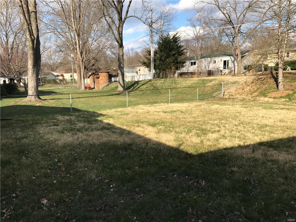 712 Wildview Lane Ballwin, MO 63021 - Photo 28 of 31 Gallery Image 28