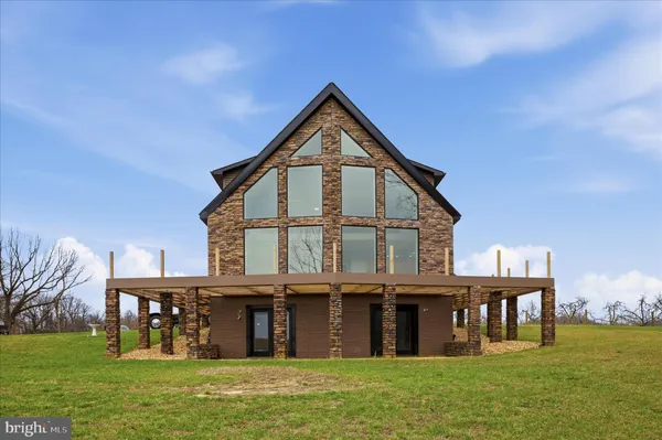$760,000 | 12 Bluebell Way, Gerrardstown, WV 25420