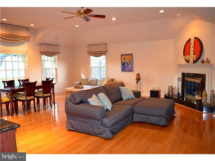 701 Thomas Jefferson Road Wayne, PA 19087 - Photo 10 of 24 Family Room