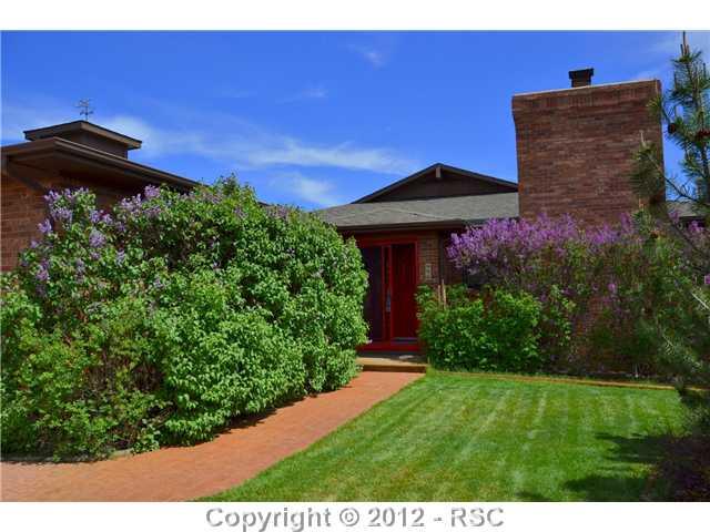 890 Walsen Road Colorado Springs, CO 80921 - Photo 2 of 16 Close Up of Front Entry