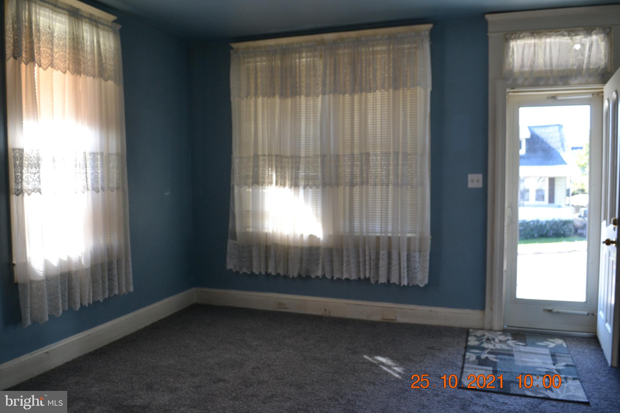637 North Bend Road Baltimore, MD 21229 - Photo 7 of 27