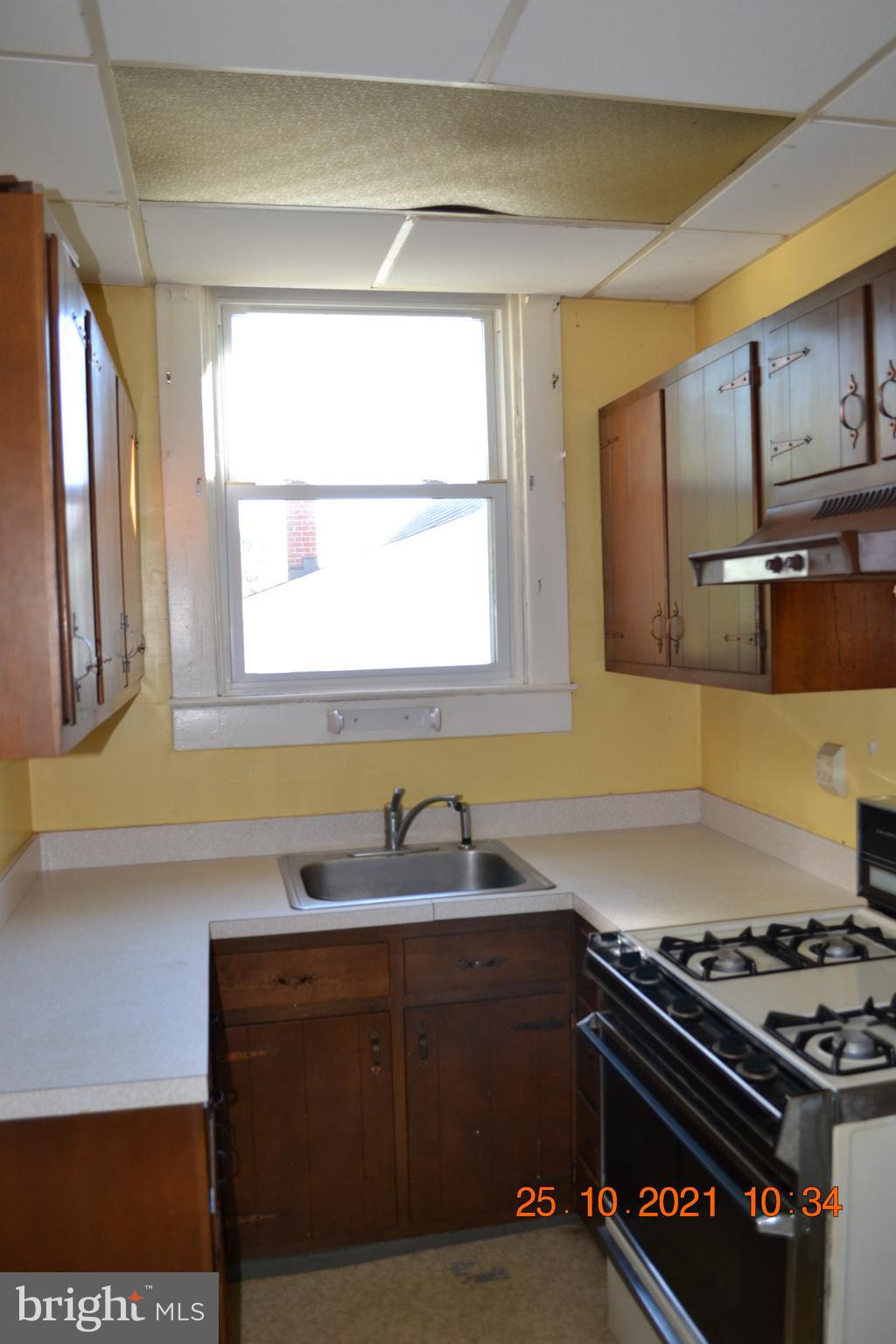 637 North Bend Road Baltimore, MD 21229 - Photo 10 of 27