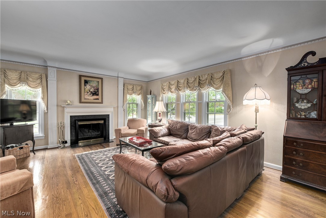 3866 Tyndall Road Cleveland, OH 44118 - Photo 5 of 35 Gallery Image 5