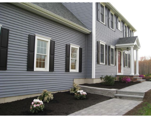 26 Century Farm Road Sutton, MA 01590 - Photo 3 of 24 Gallery Image 3