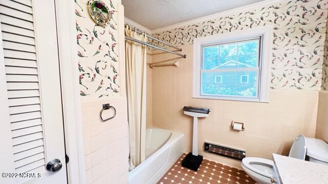 6440 Providence Road Grifton, NC 28530 - Photo 32 of 42 hall bath