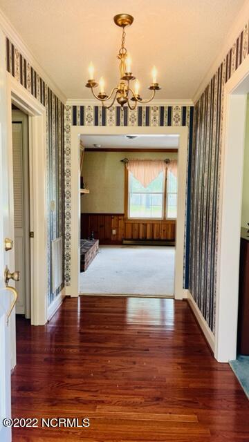 6440 Providence Road Grifton, NC 28530 - Photo 6 of 42 foyer