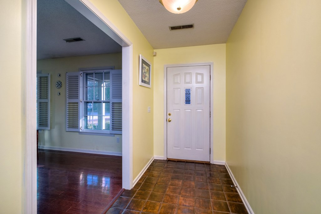 504 Wilson Hall Road Sumter, SC 29150 - Photo 5 of 40 Gallery Image 5