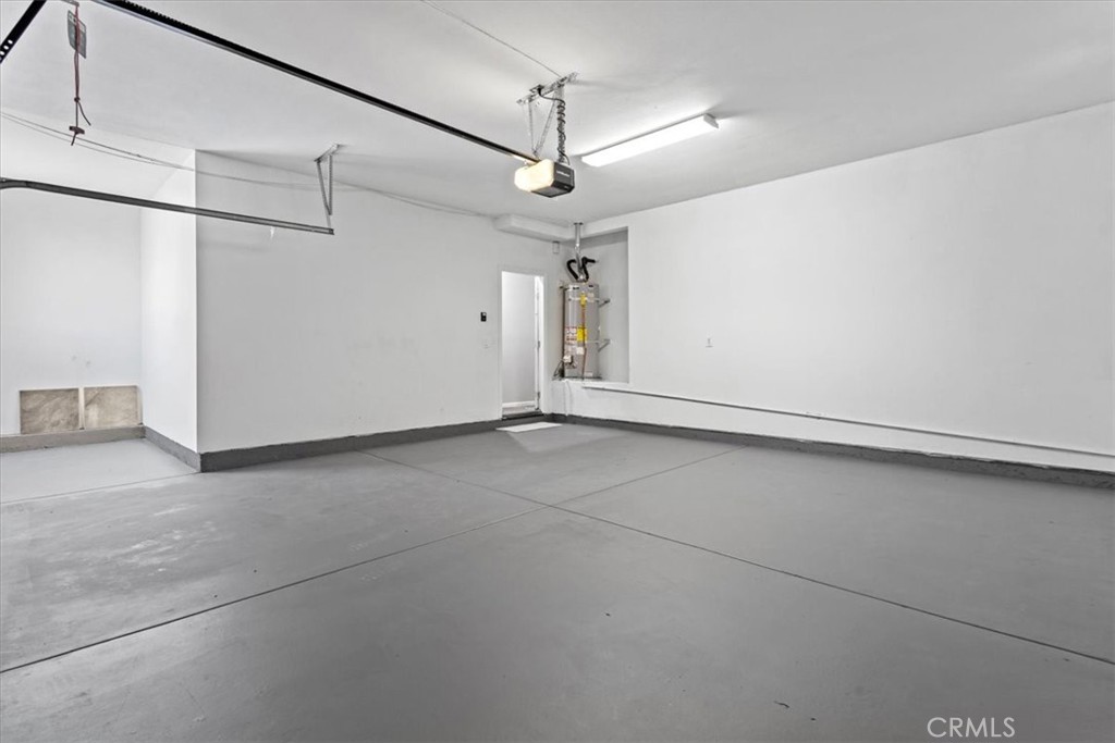 1128 East E Avenue Lancaster, CA 93535 - Photo 32 of 37 a view of a garage