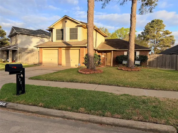 front view of house with a yard