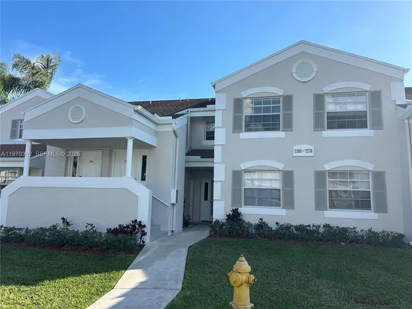 $1,800 | 2268 Southeast 27th Drive, Unit 2027F, Homestead, FL 33035