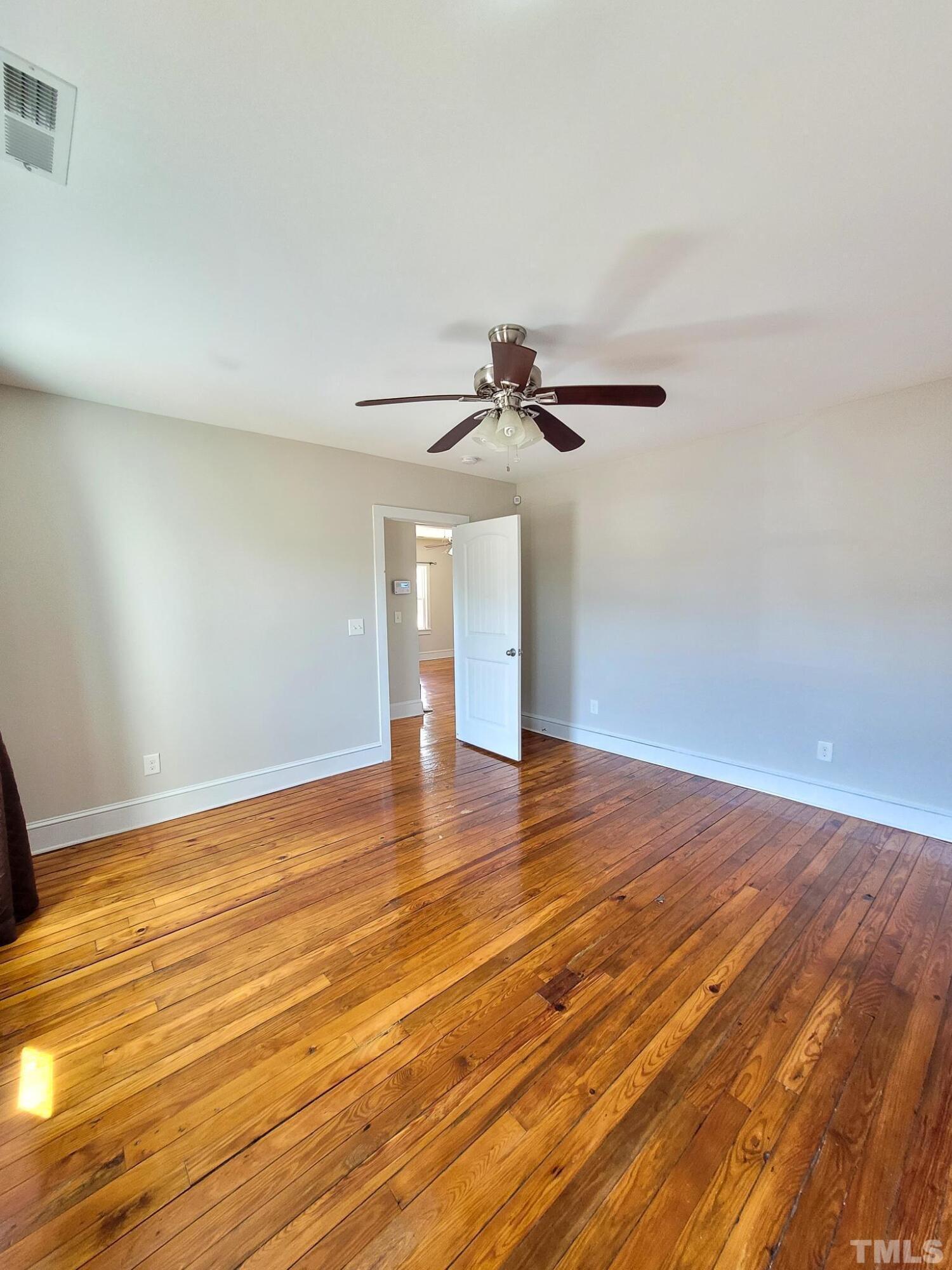 321 Bledsoe Avenue Raleigh, NC 27601 - Photo 14 of 32 Photo #14
