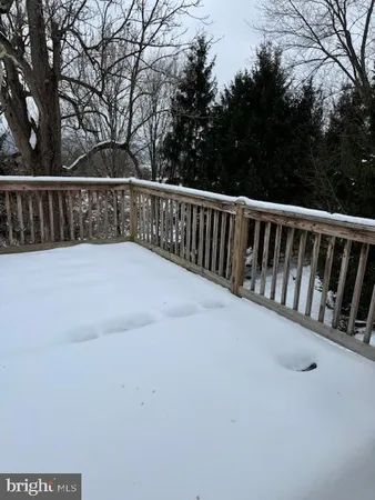 a view of balcony with a small yard