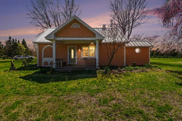 $550,000 | 2707 West Hansen Road, Ludington, MI 49431