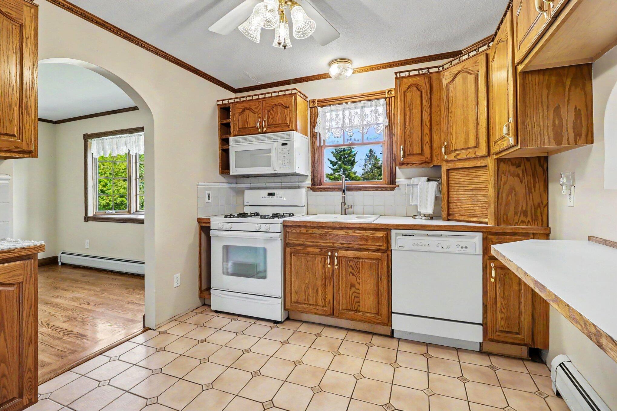 2707 West Hansen Road Ludington, MI 49431 - Photo 14 of 32 Kitchen