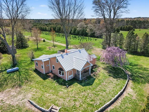$550,000 | 2707 West Hansen Road, Ludington, MI 49431