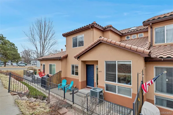 $429,500 | 4519 South Atchison Way, Aurora, CO 80015