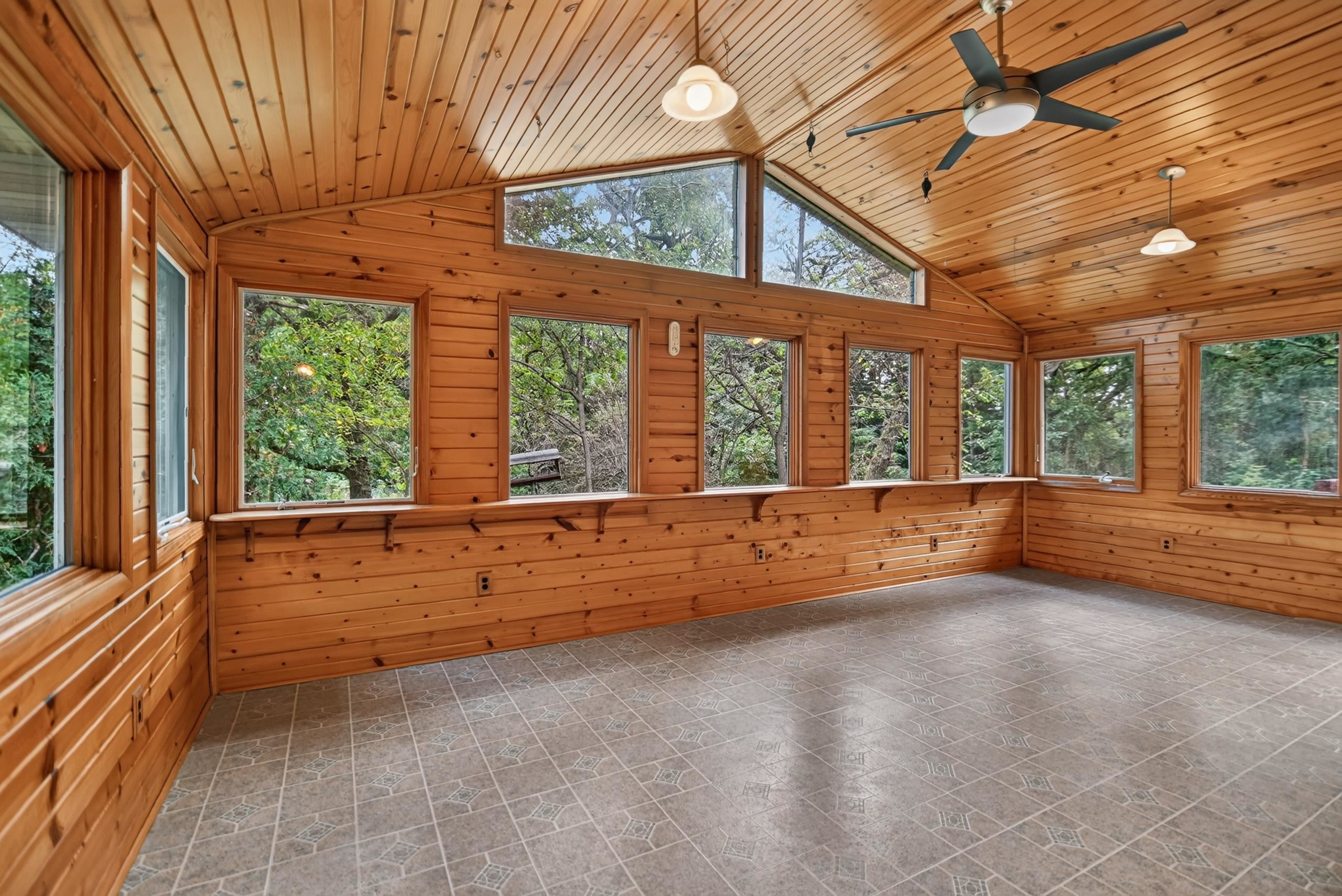 4031 Lally Road Oregon, WI 53575 - Photo 14 of 90 Gallery Image 14