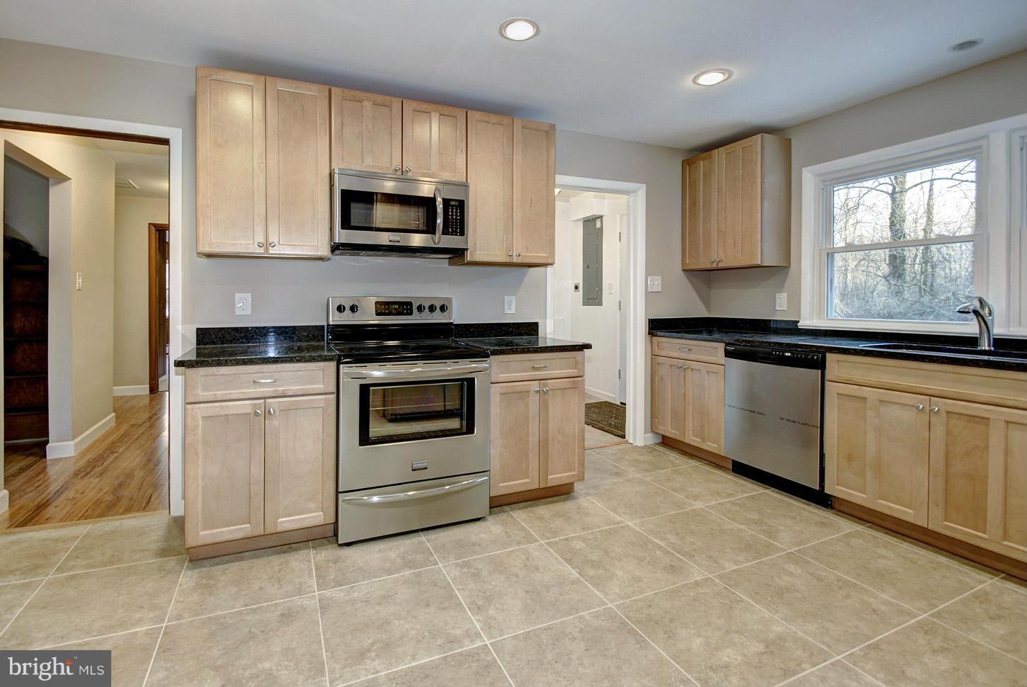 3121 Powder Mill Road Hyattsville, MD 20783 - Photo 6 of 28 Kitchen