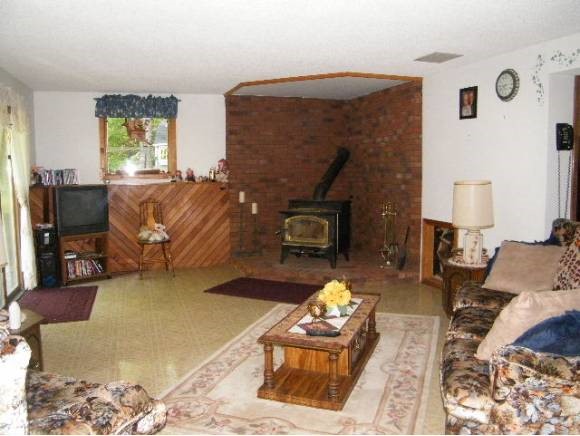 65 Savage Road Gilford, NH 03249 - Photo 17 of 24 Gallery Image 17