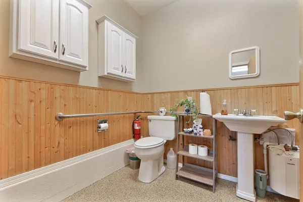 $1,399,000 | 433 E Highway, Murphys, CA 95247