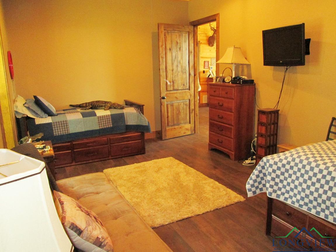 1156 Will Smith Road Longview, TX 75605 - Photo 9 of 25 Gallery Image 9