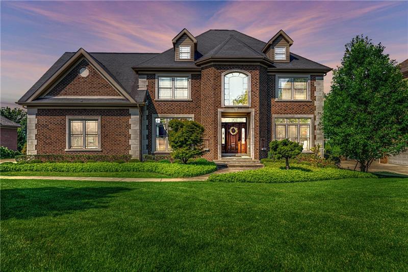 Welcome to this stunning, provincial, Benjamin Marcus custom built home with a flat driveway and walkway.  Attached garage for easy access.