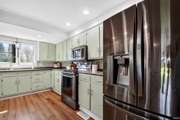 $330,000 | 3998 East 200 South, Bluffton, IN 46714