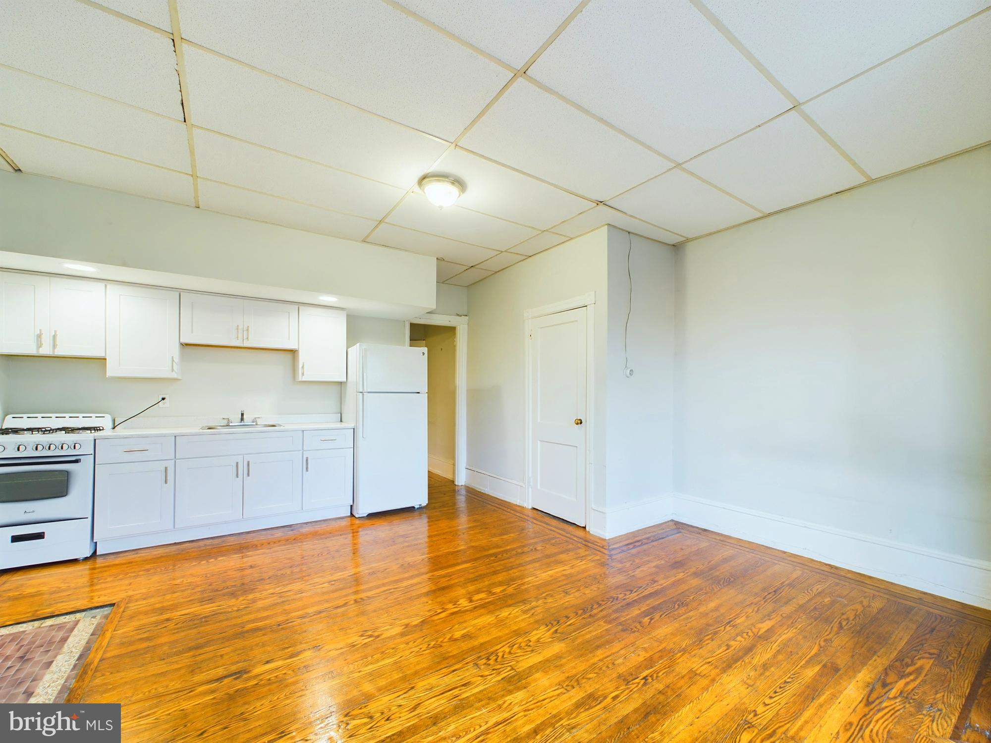 4408 Locust Street Philadelphia, PA 19104 - Photo 3 of 18