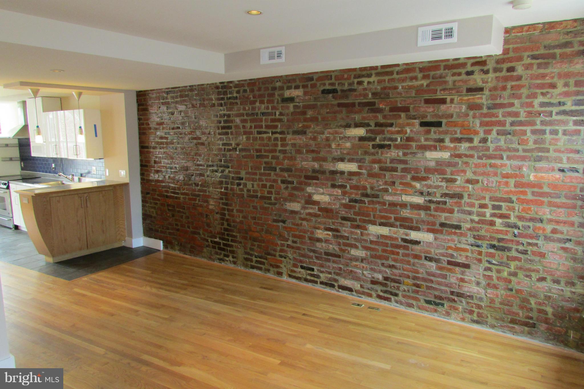 3065 M Street Northwest Washington, DC 20007 - Photo 4 of 19 Interior (General)