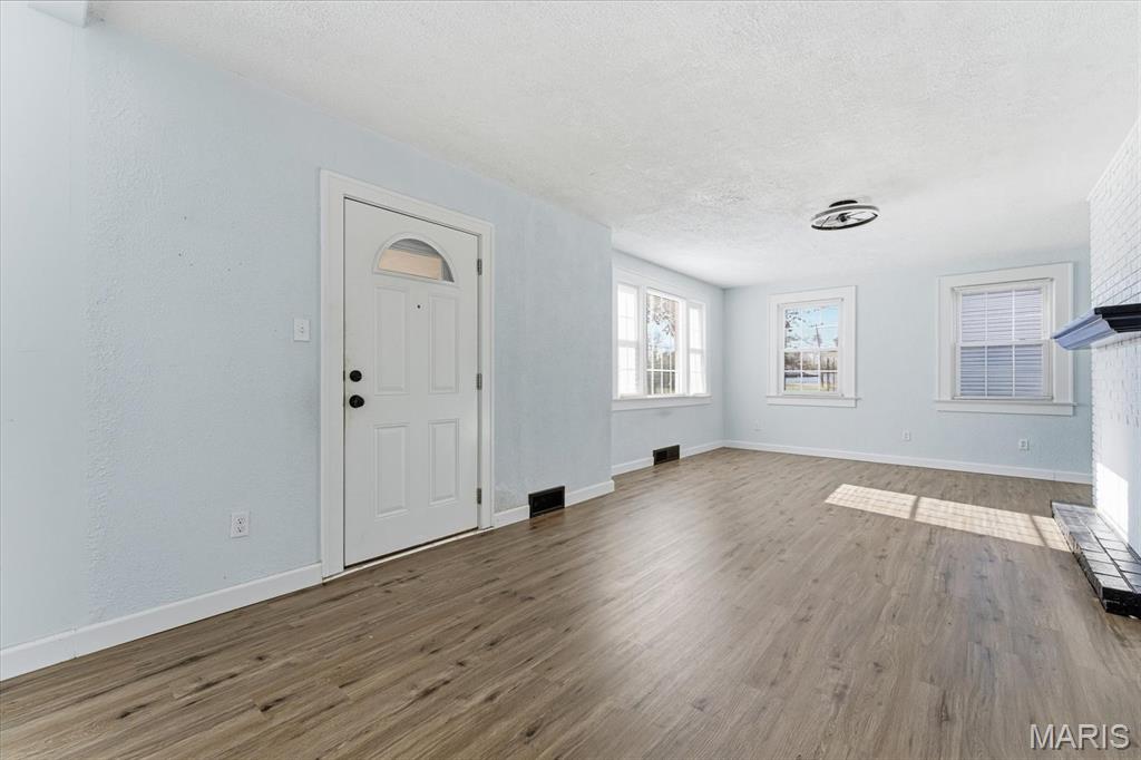 1915 Muren Boulevard Belleville, IL 62221 - Photo 12 of 34